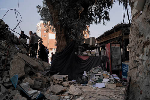 Israel targeted 3 residential buildings in the city of Tyre, Leb