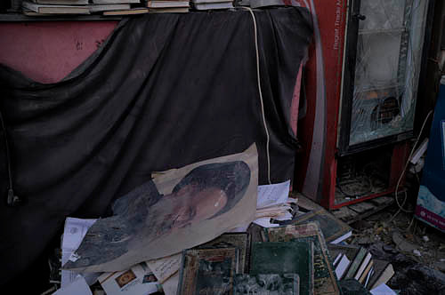 Israel targeted 3 residential buildings in the city of Tyre, Leb