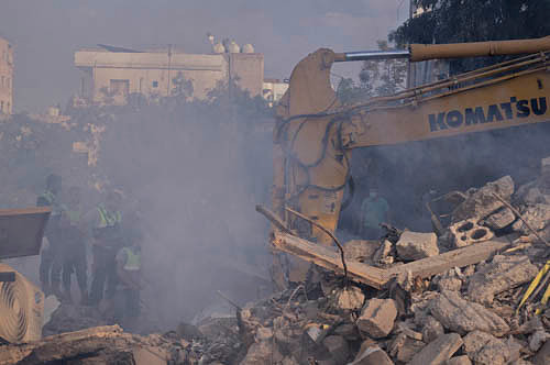 Israel targeted 3 residential buildings in the city of Tyre, Leb