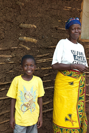 Gifty & his mom at home
