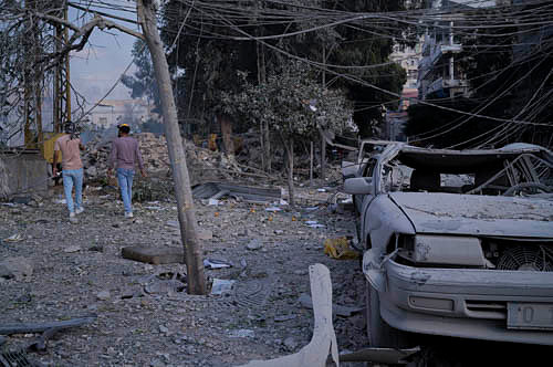 Israel targeted 3 residential buildings in the city of Tyre, Leb