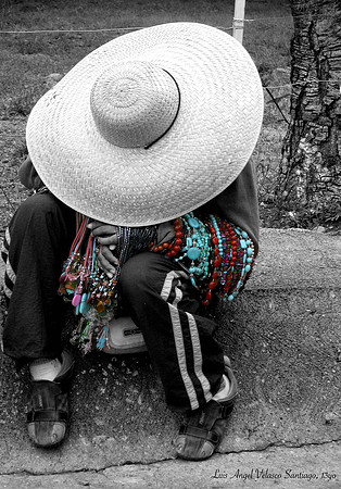 "No foto por favor" by Luis